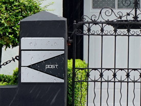 How to Select a Residential Metal Mailbox for Your Home
