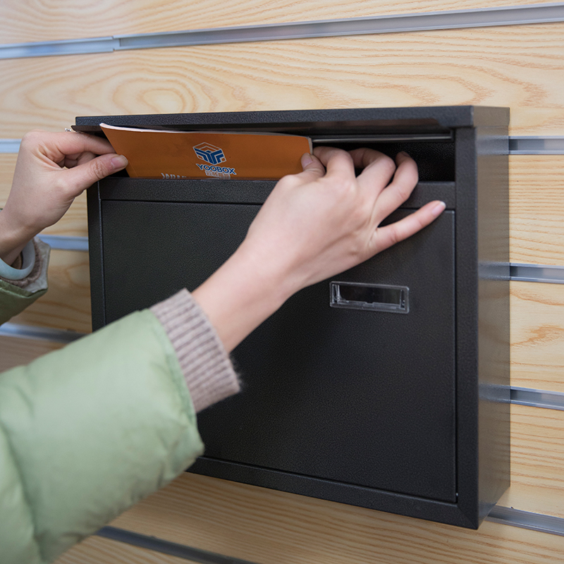 metal mailbox