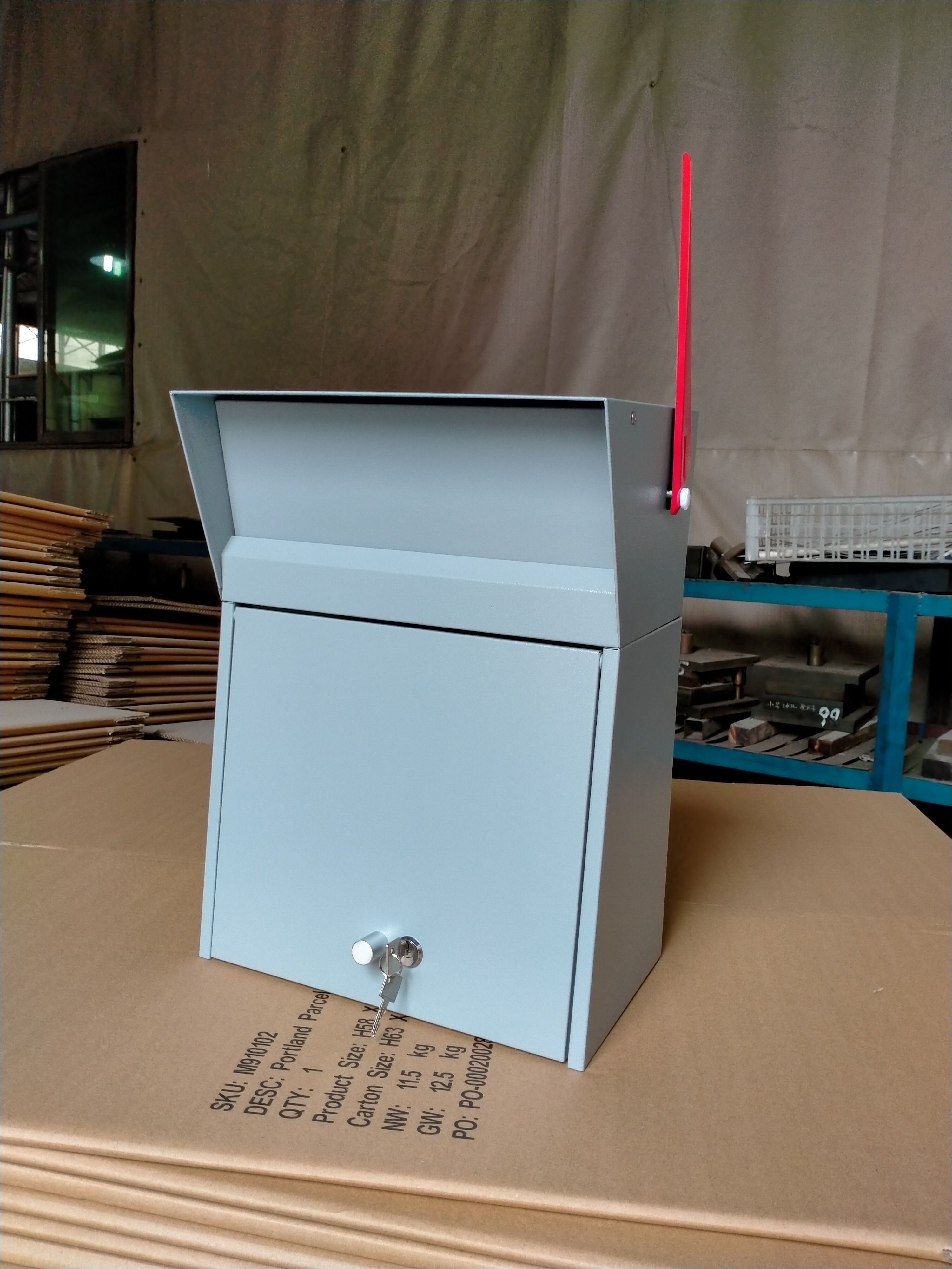 outdoor mailbox
