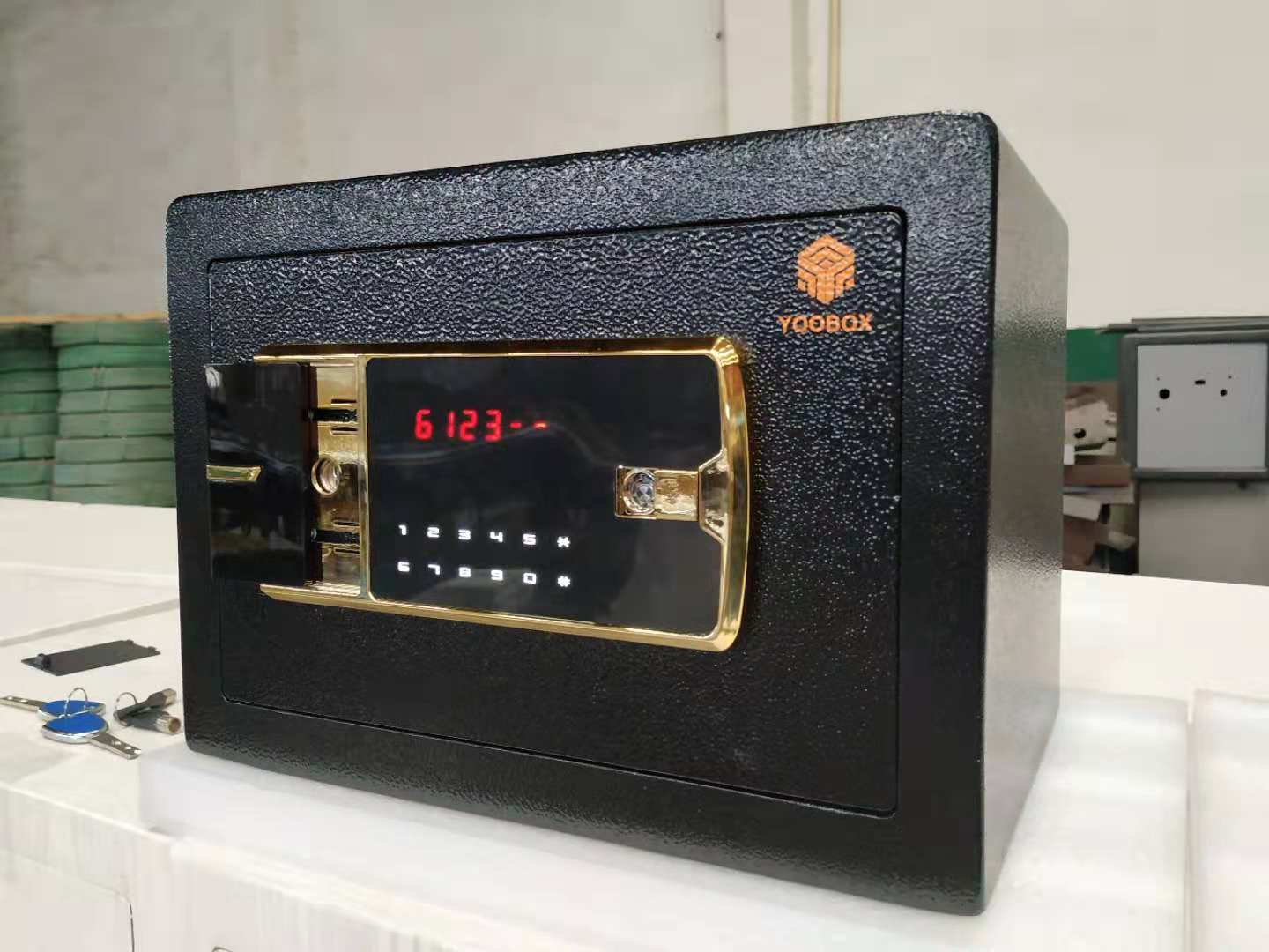 Digit electron safe box